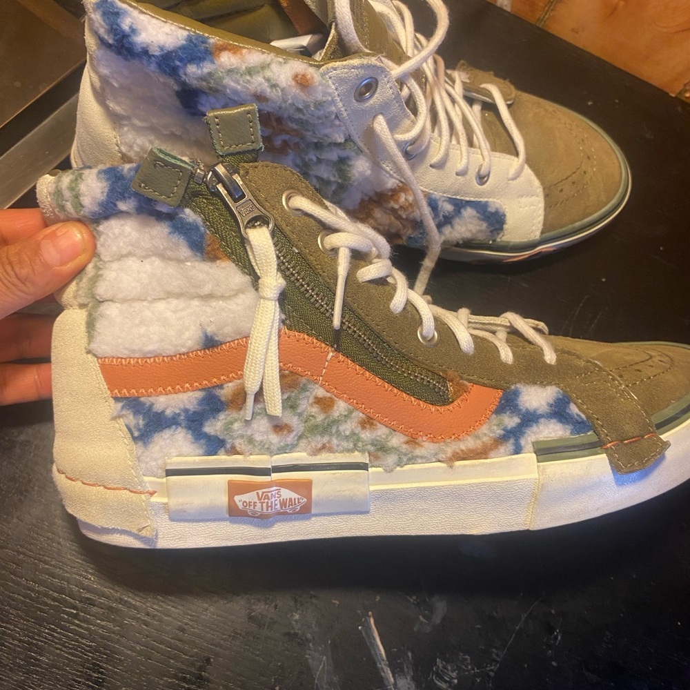 Vans  High-Top Sneakers - Multicolor